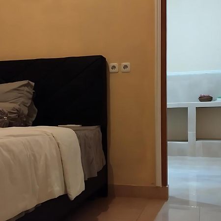 Bougenville Homestay Lembar  Extérieur photo